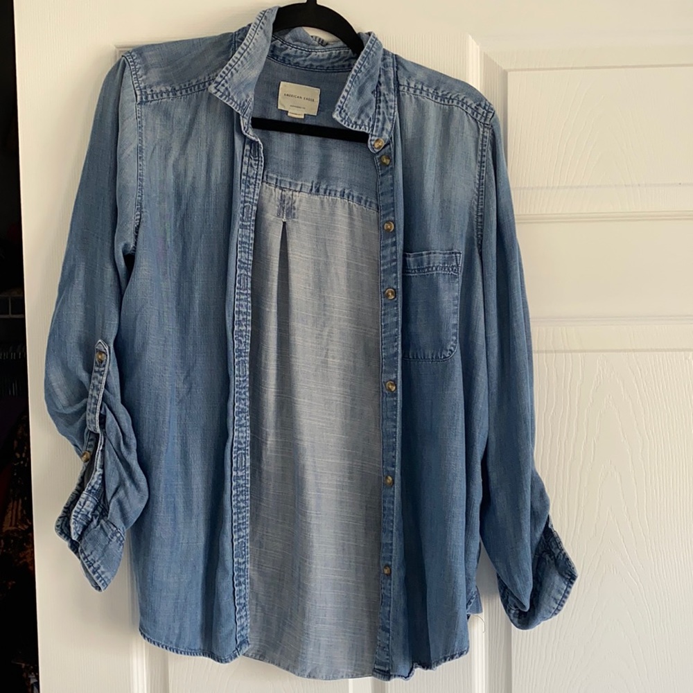 AE Boyfriend fit denim chambray button down
